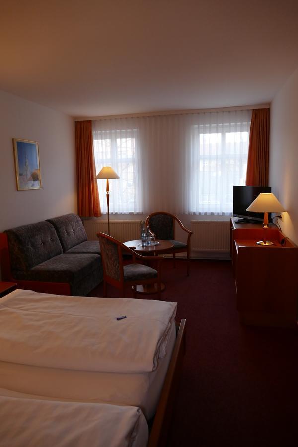 Hotel Am Dom Greifswald Exteriör bild